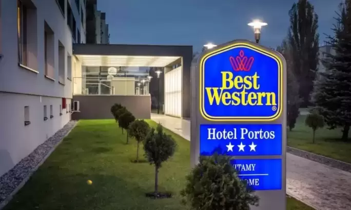 13. Best Western Hotel Portos***