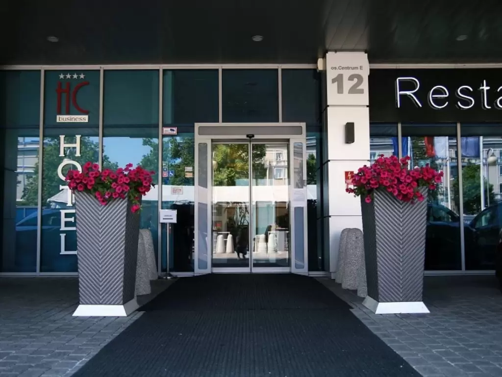 Hotel Centrum Business****