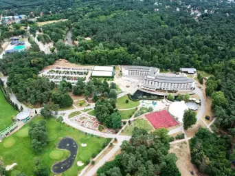 Zdjęcie obiektu Holiday Inn Warszawa Józefów****