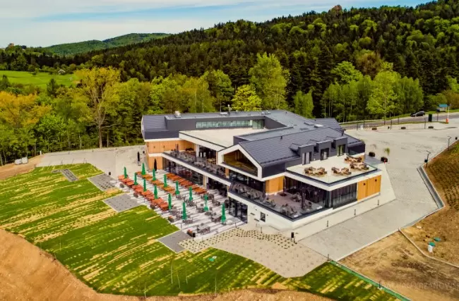 Obiekt konferencyjny Szklane Lniane