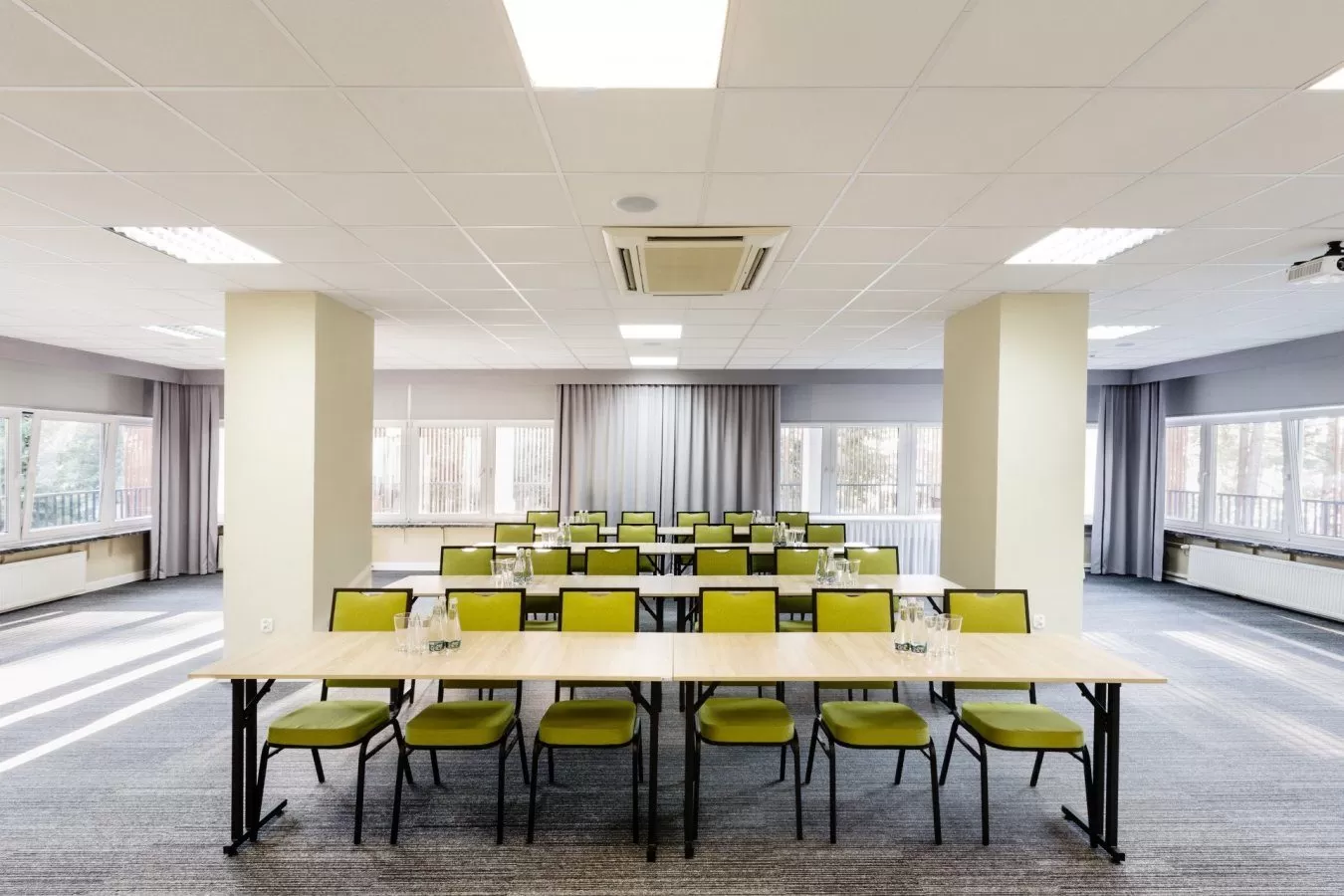 Zdjęcie sali konferencyjna
