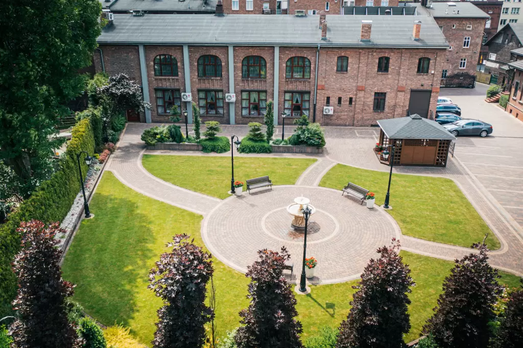 Centrum Konferencyjno - Bankietowe “u Ostrowskich”