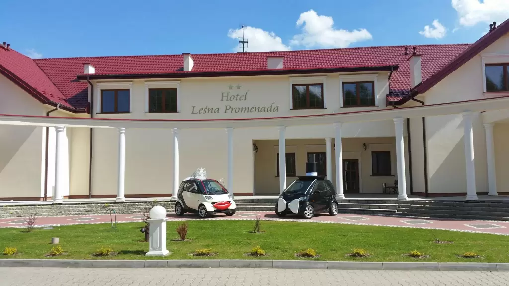 Hotel & Restauracja Leśna Promenada**