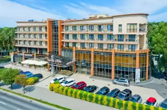 Zdjęcie obiektu Hotel Leda SPA