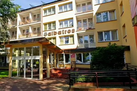 Albatros Medical Spa***